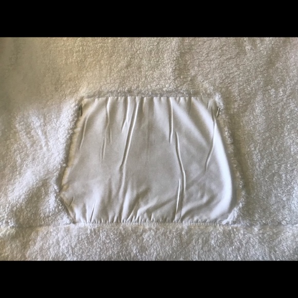 NWT White Plush Fleece by Te Verde - Picture 5 of 7